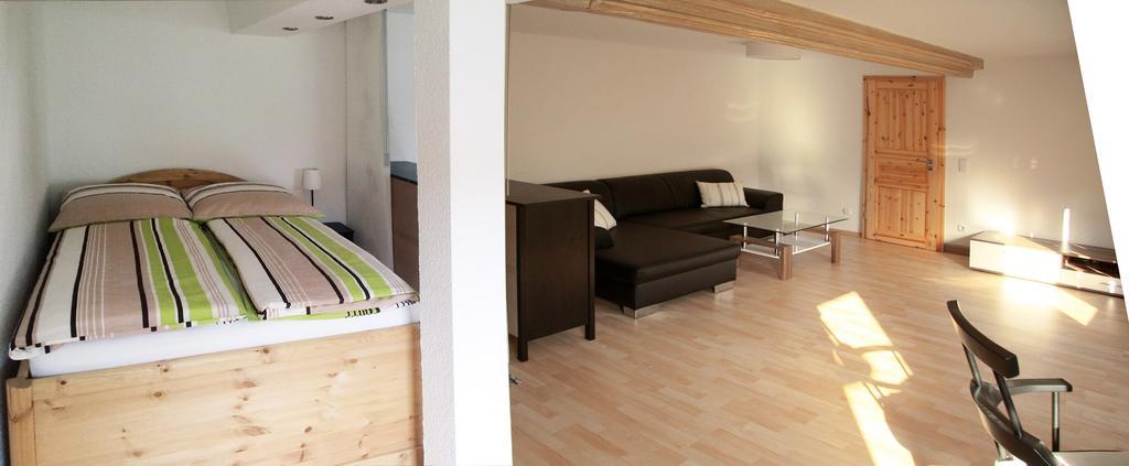 3 Seiten Ferienwohnung جينا الغرفة الصورة