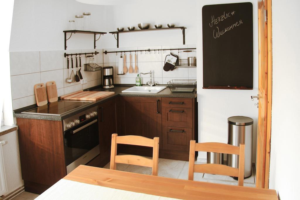 3 Seiten Ferienwohnung جينا الغرفة الصورة